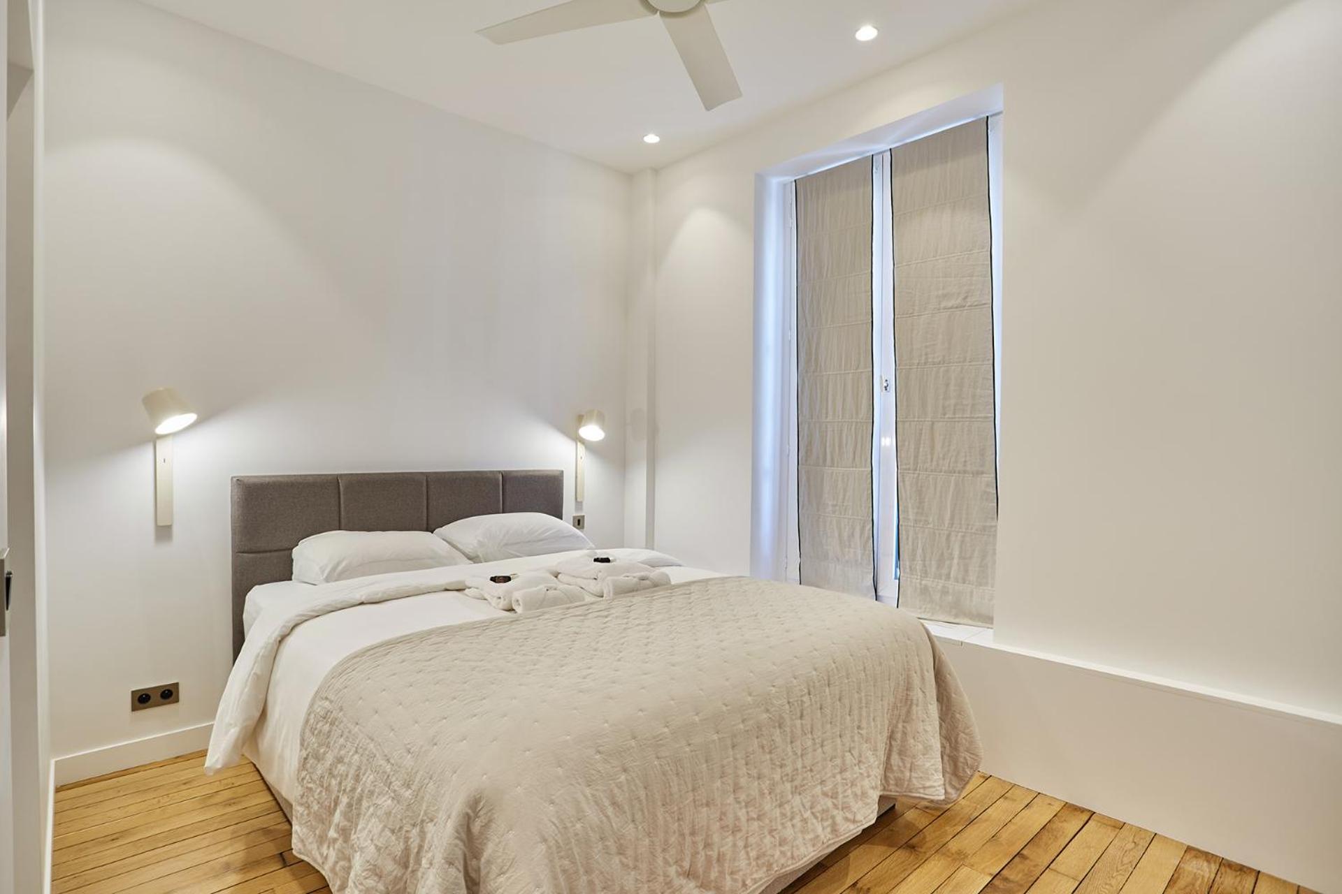 Amazing 2 Bedrooms Center By Prestige Parigi