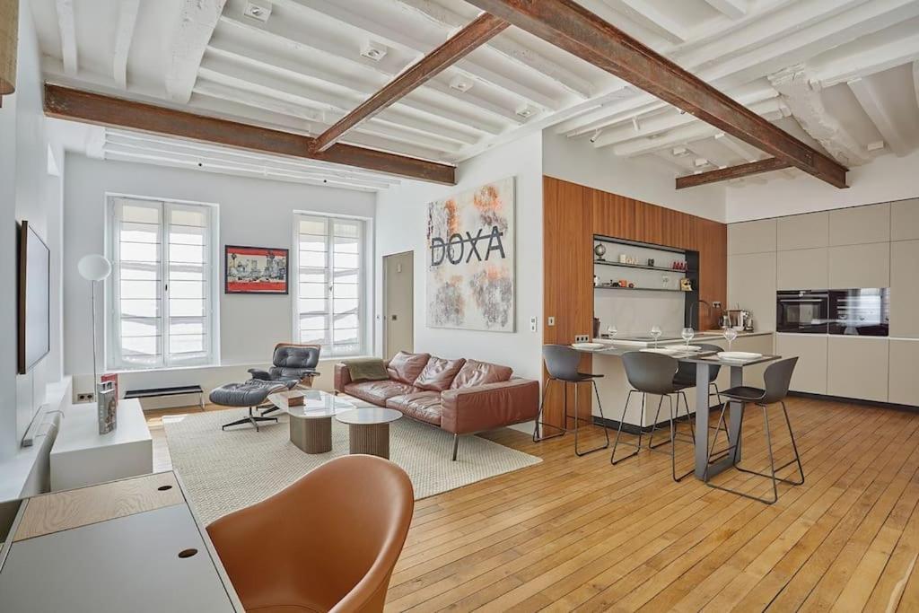 Amazing 2 Bedrooms Center By Prestige Appartamento