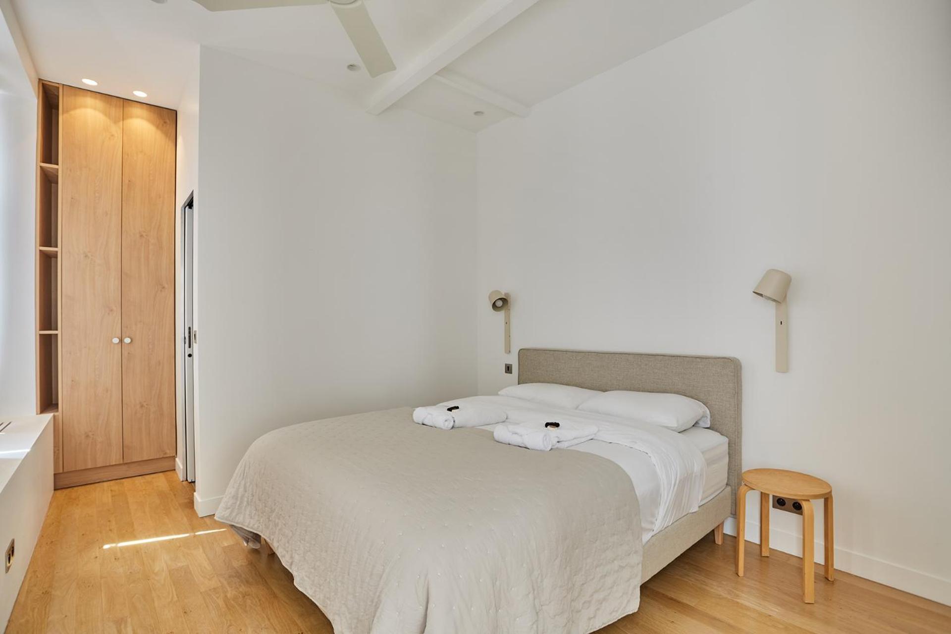 Amazing 2 Bedrooms Center By Prestige Appartamento Parigi