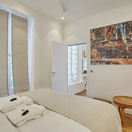 Amazing 2 Bedrooms Center By Prestige Apartment Paris